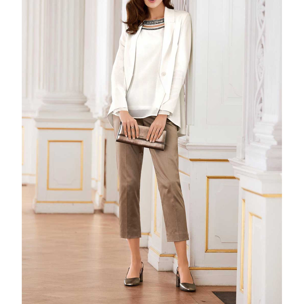 Designer-Volantbluse m. Strasssteinen ecru