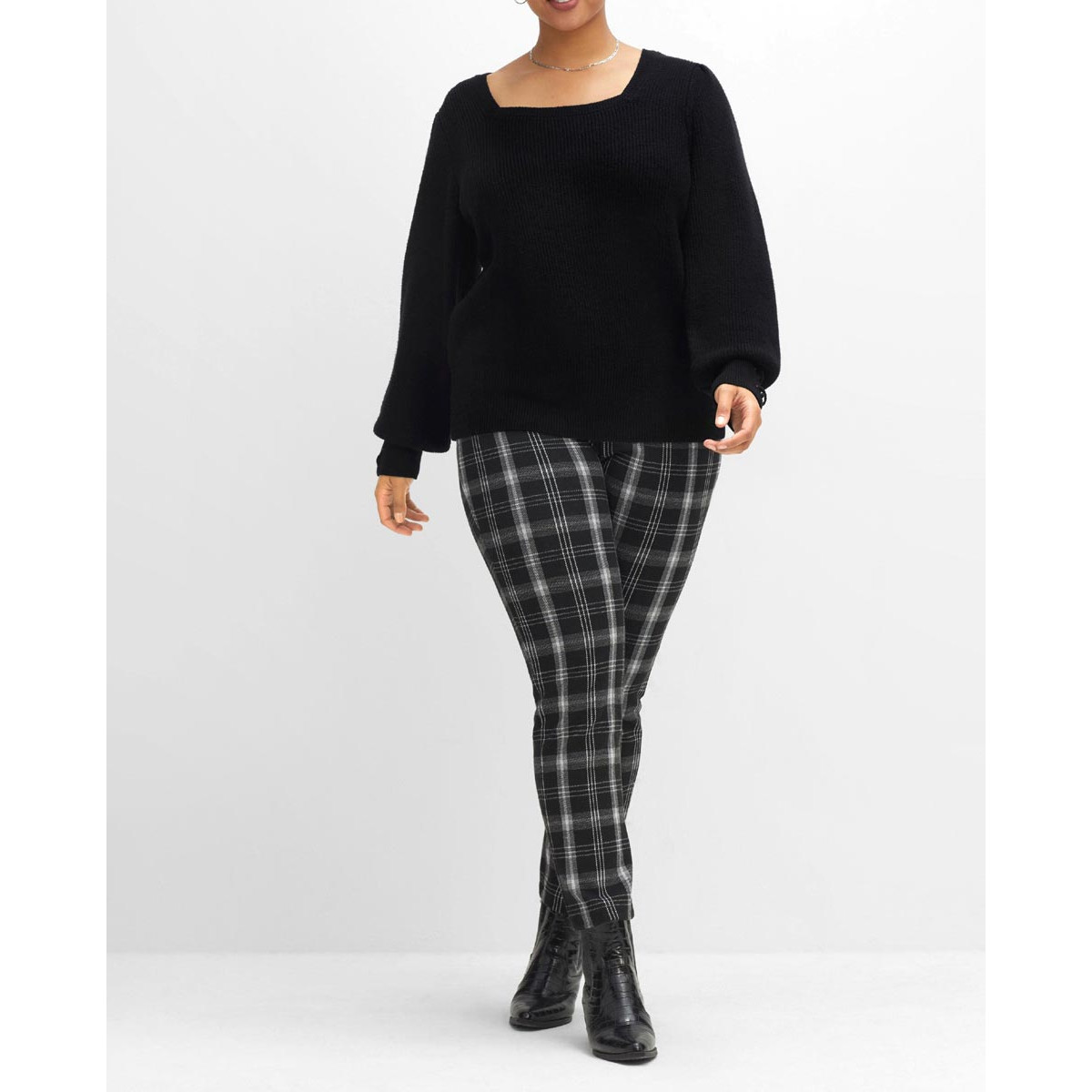 Pullover m.Schmuckschnürung schwarz