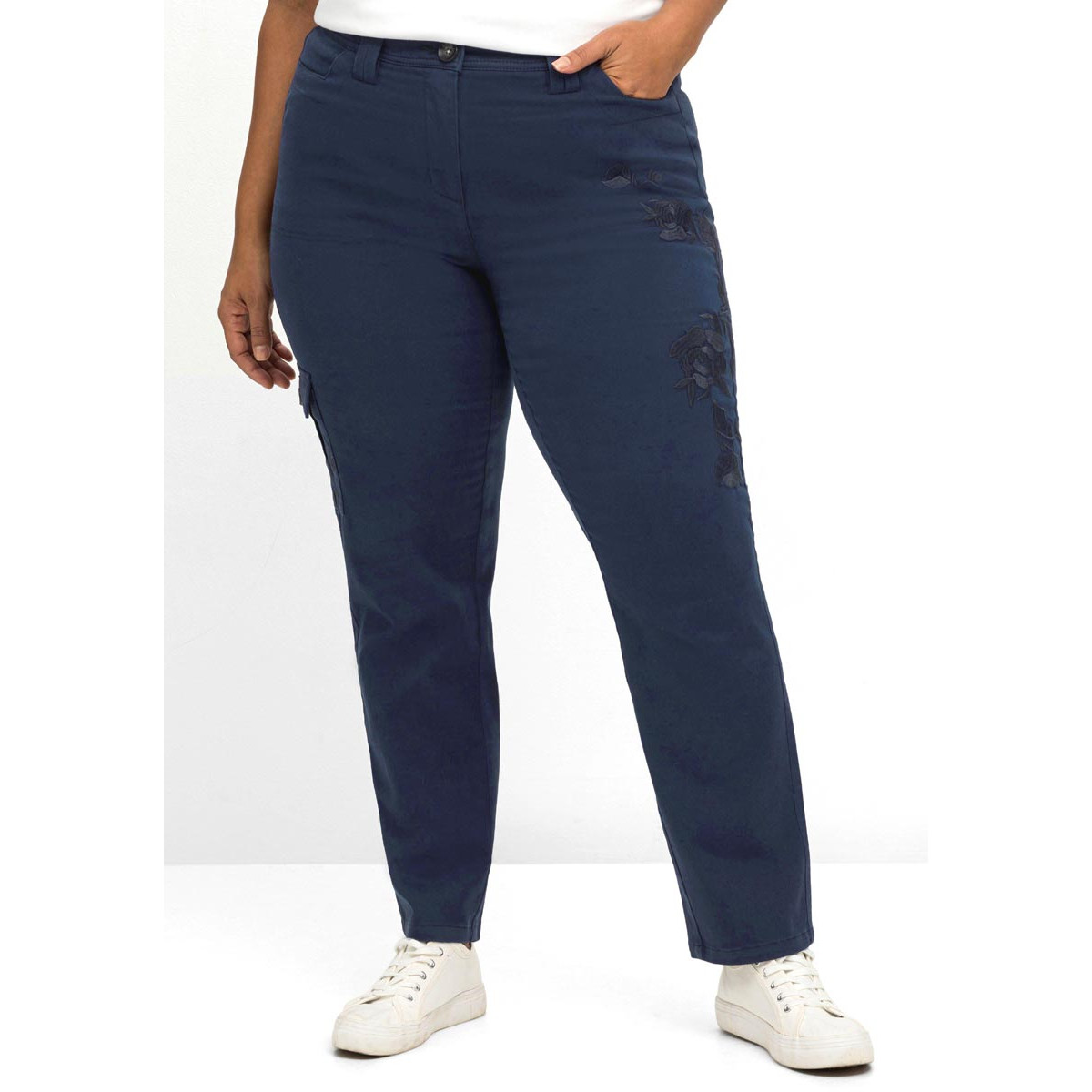 Cargohose mit Blumenstickerei marine