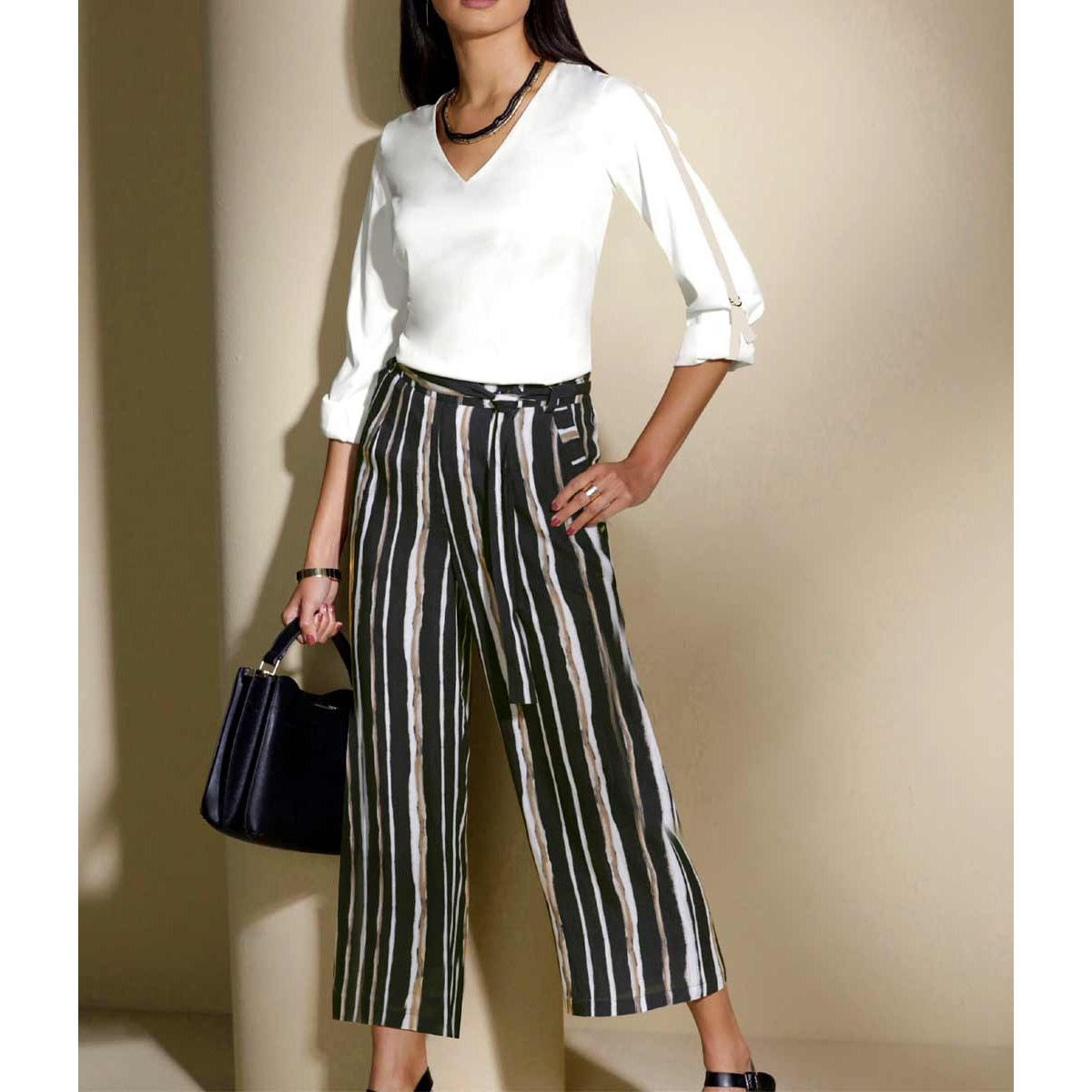 Stretch-Bluse m. Ripsband weiß