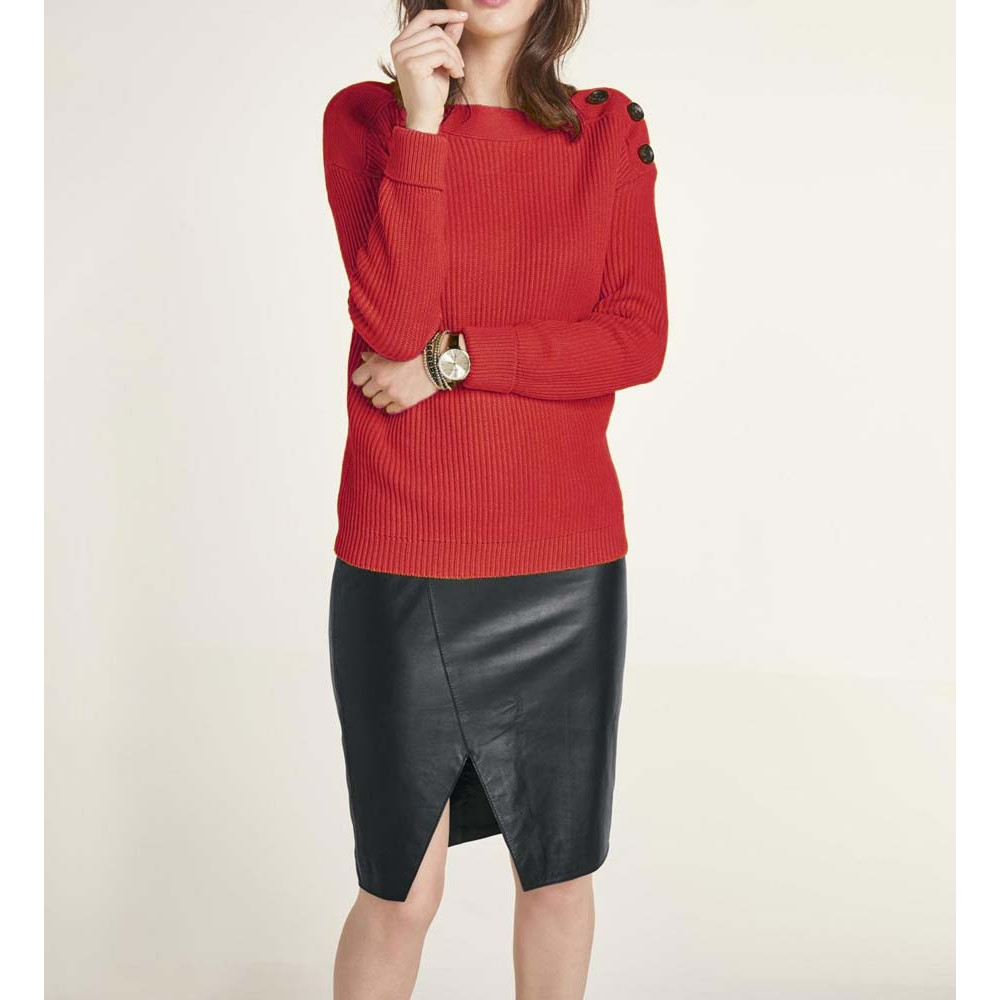 U-Boot-Pullover m. Zierknöpfen rot