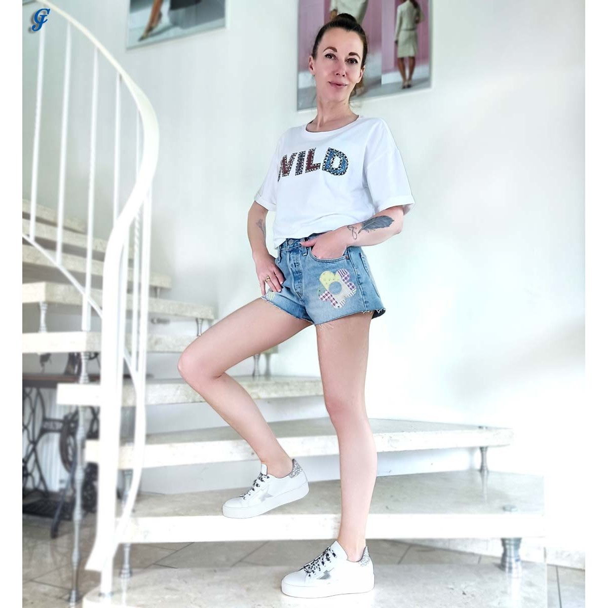 Designer-Shirt m. Perlen weiß