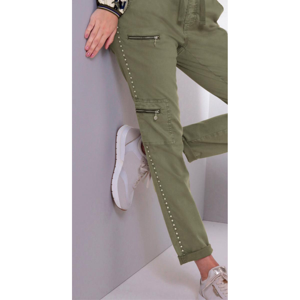 5-Pocket-Cargo-Style-Hose m.Nieten khaki