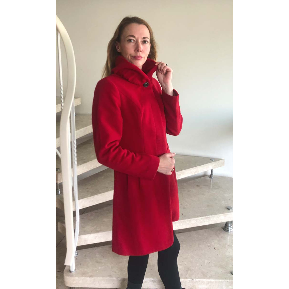 Designer-Wollflauschmantel rot