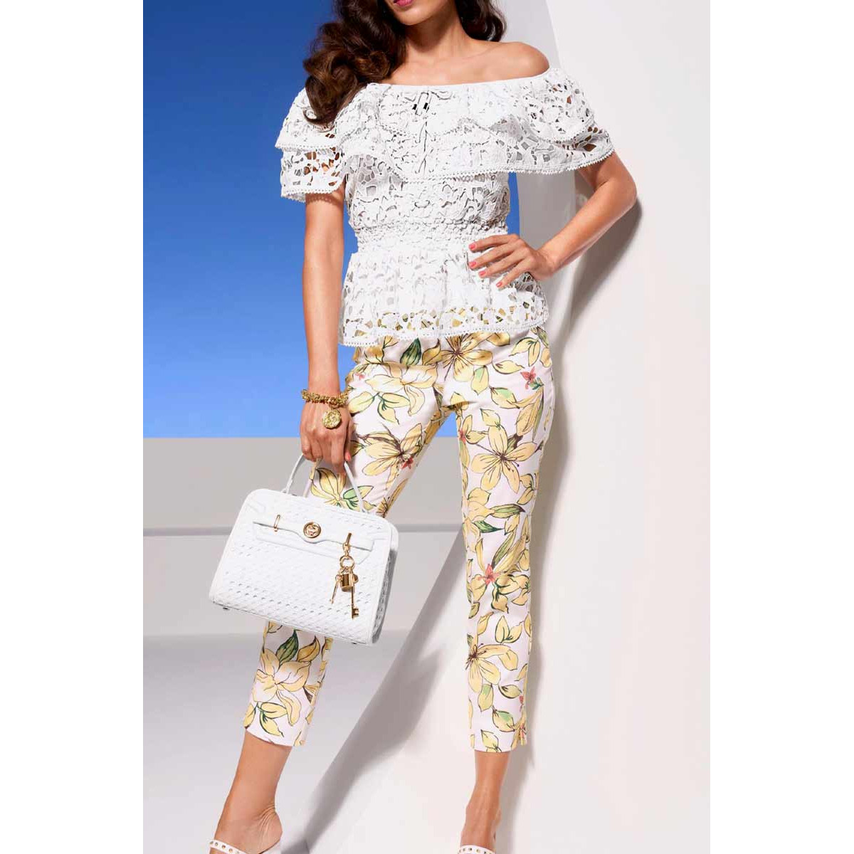 Designer-Carmen-Spitzenbluse ecru