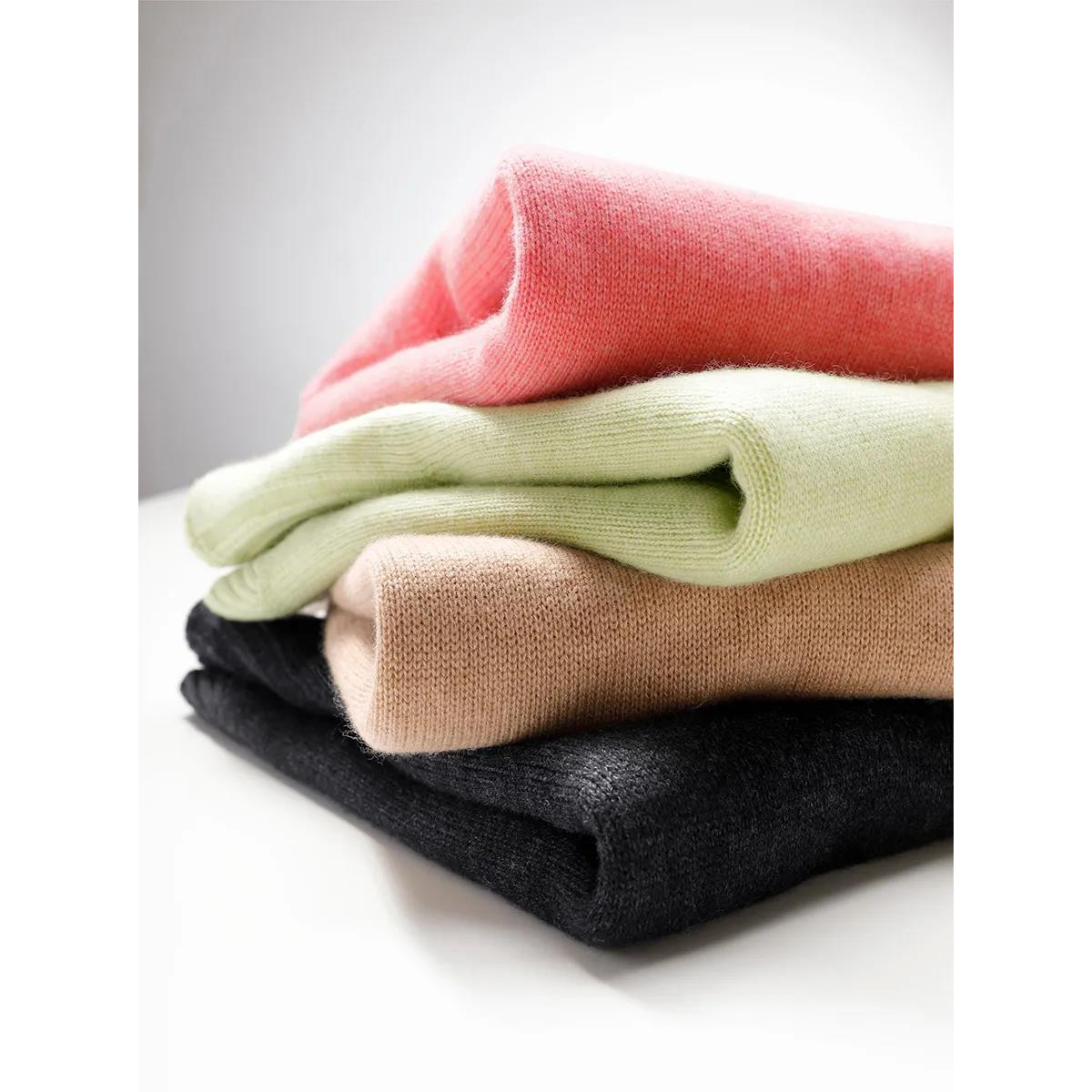Merino-Kaschmir-Stehkragenpullover schwarz-meliert