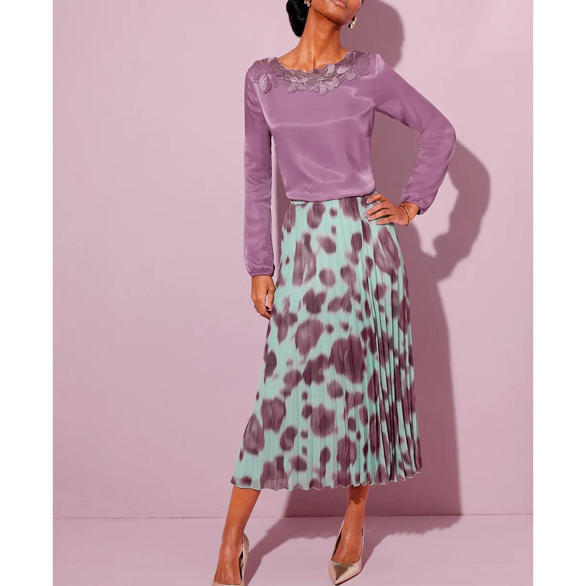 Schlupfbluse m.Spitzeneinsatz violett