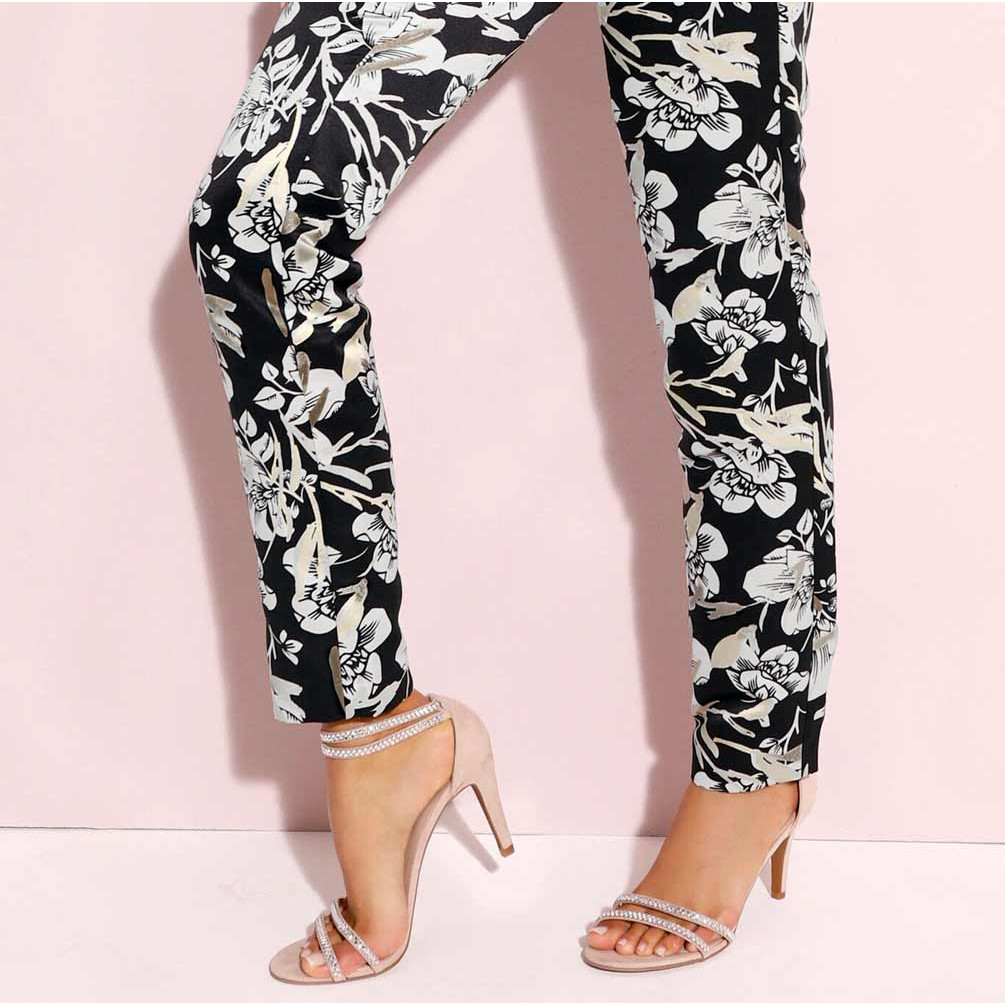 Blüten-Print-Hose m. Seide schwarz-ecru