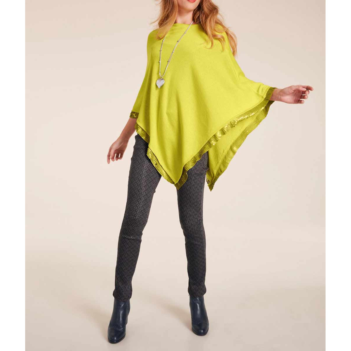 Designer-Feinstrickponcho m. Pailletten limette