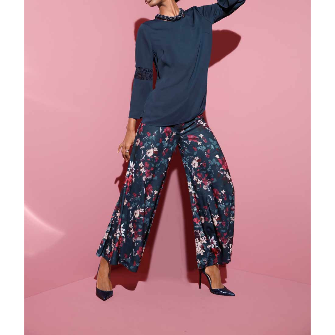 Druckhose blau-bunt
