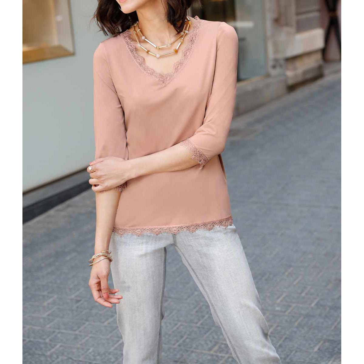 Shirt m. Spitze nude