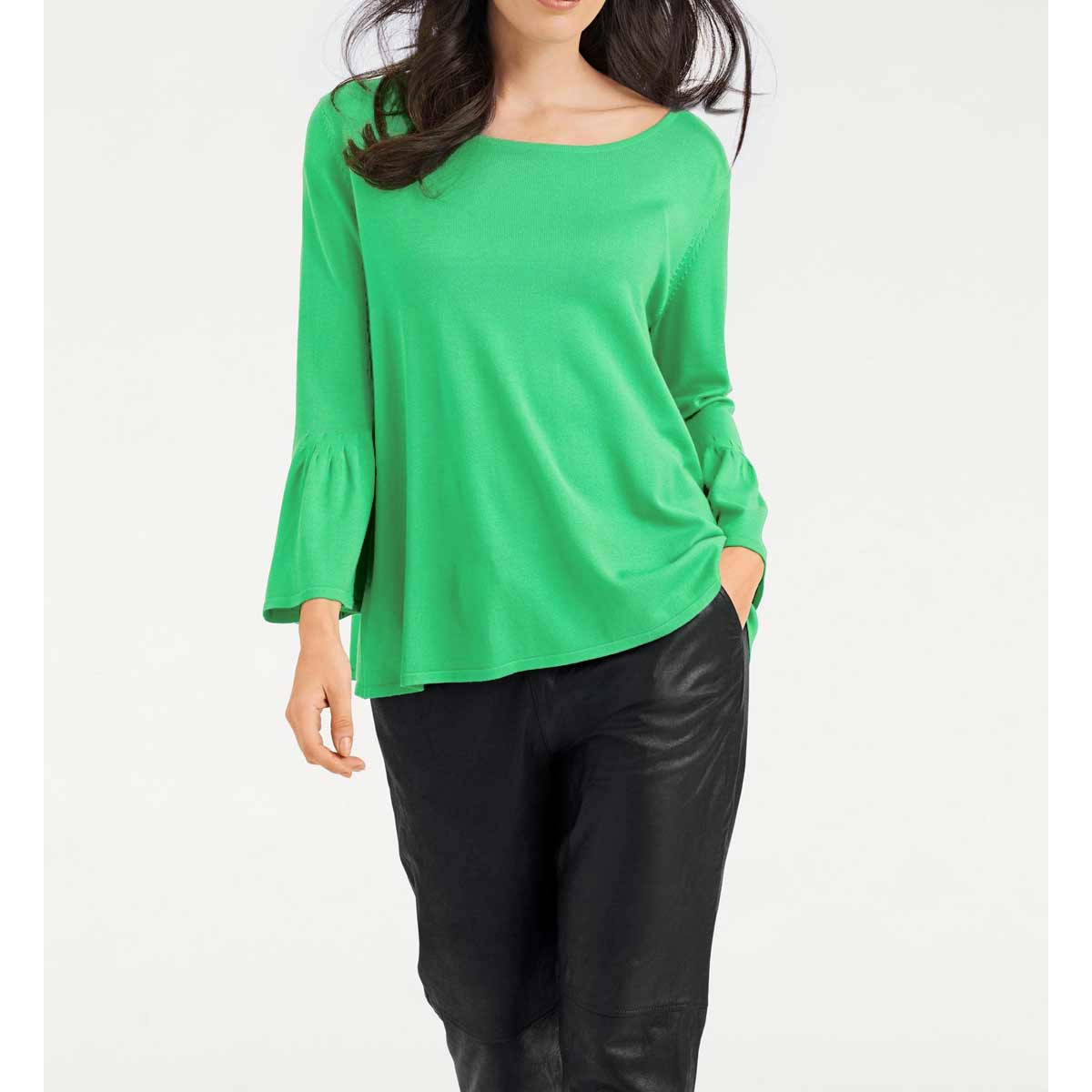 Designer-Pullover m. Volants grün
