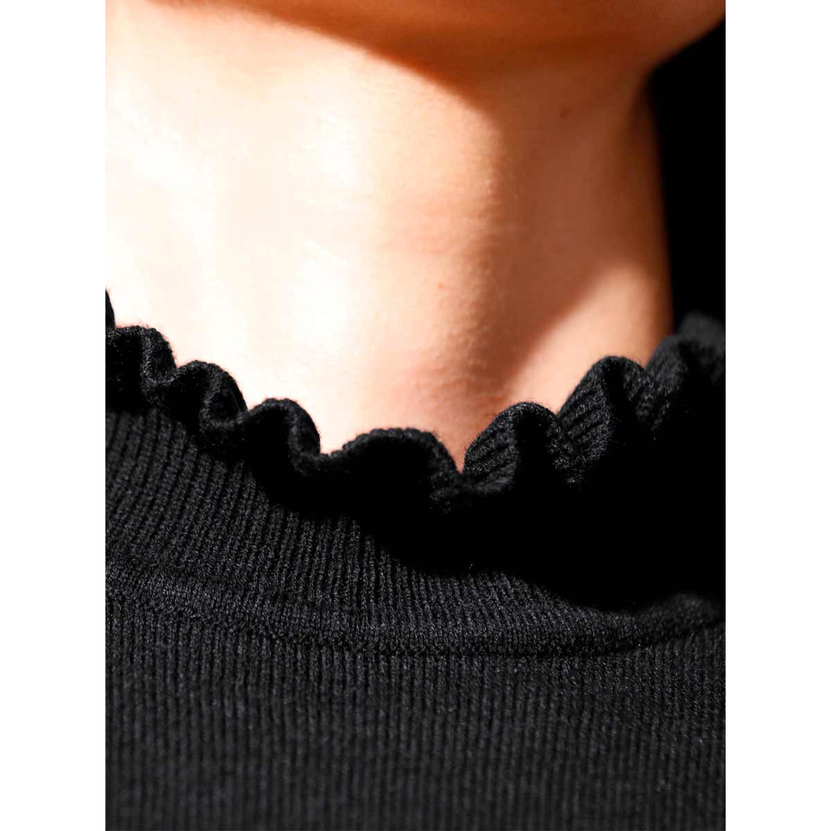Stehkragenpullover m. Schmuckkante schwarz