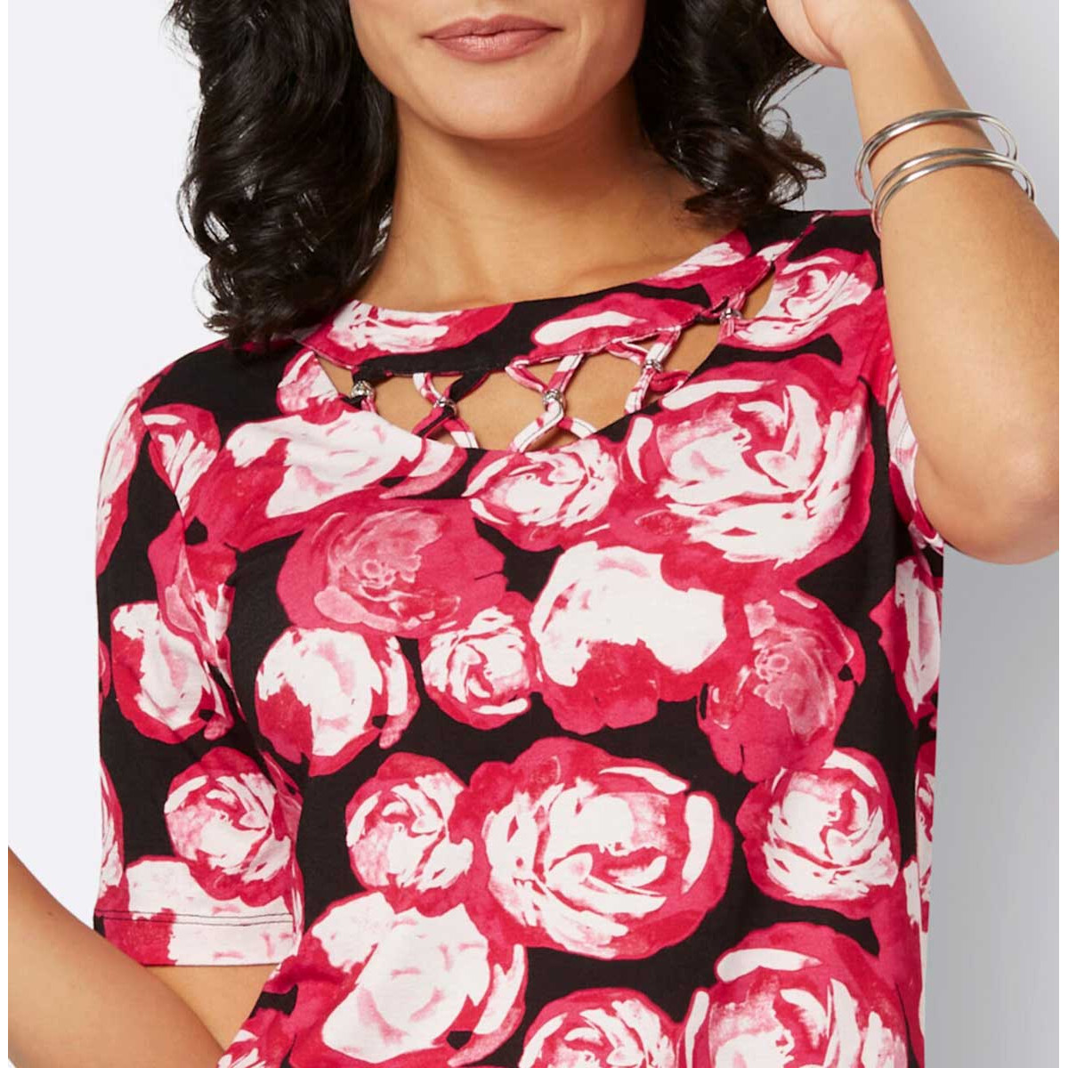 Srirt m.Cut-out-Detail und Zierperlen schwarz-pink