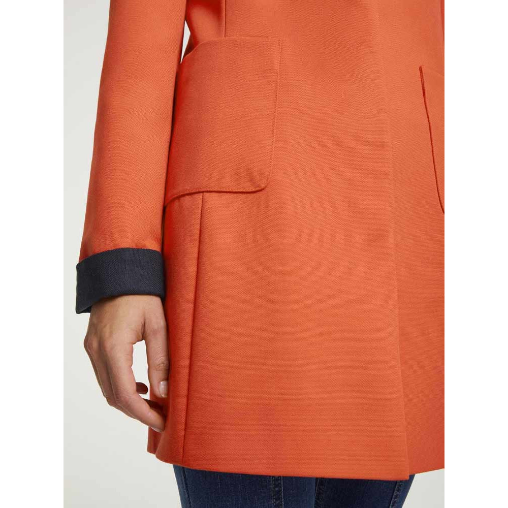 Designer-Mantel orange