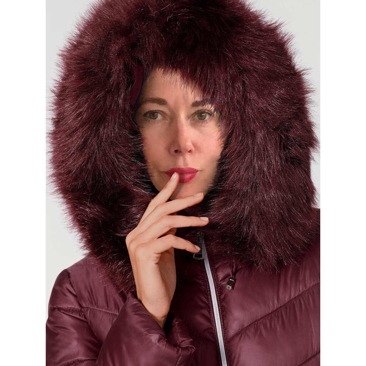 Designer-Steppjacke m. Webpelz bordeaux