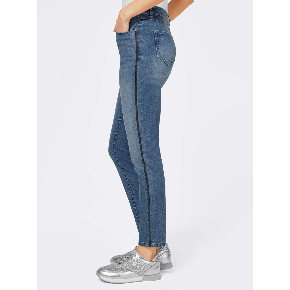 5-Pocket-Jeans m.Zierkette blue-stone-washed