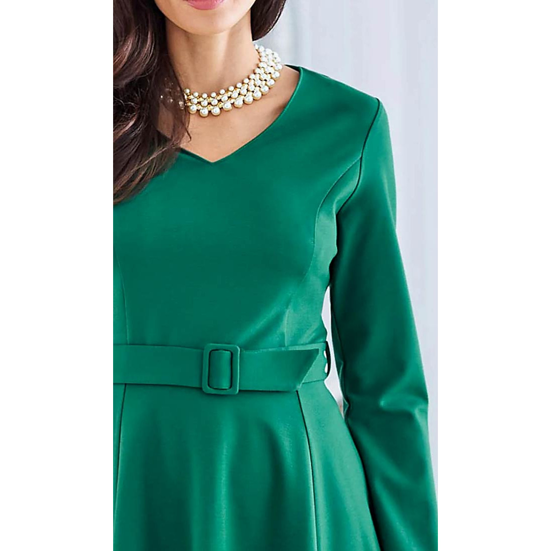 Designer-Jerseykleid m. Gürtel grün