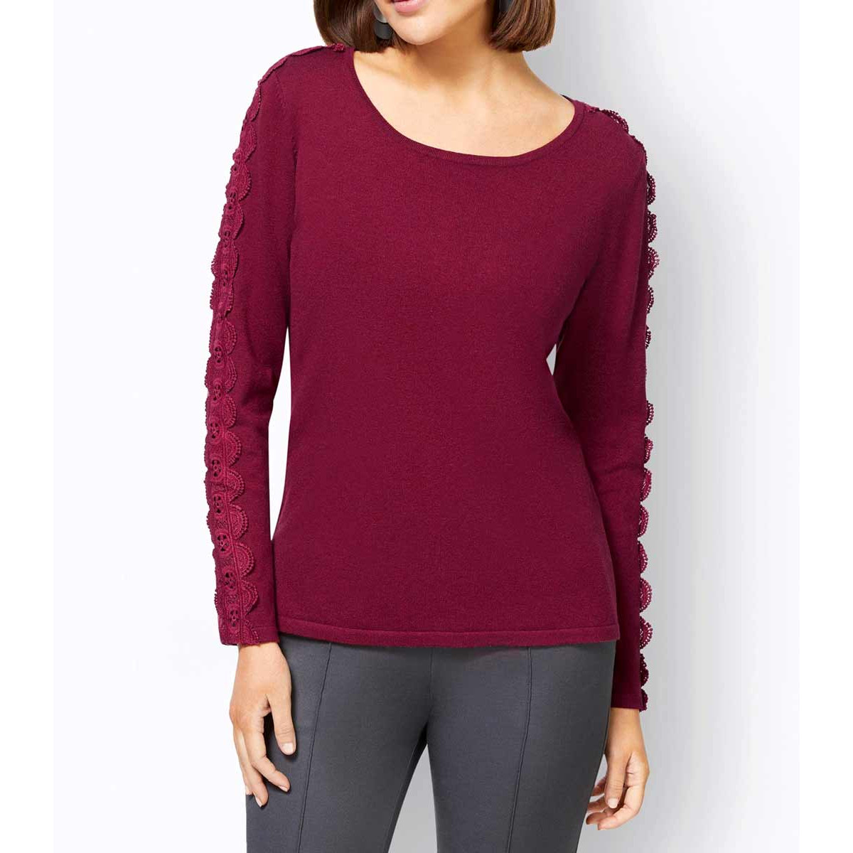 Pullover m. Seide u. Spitze dunkelrot