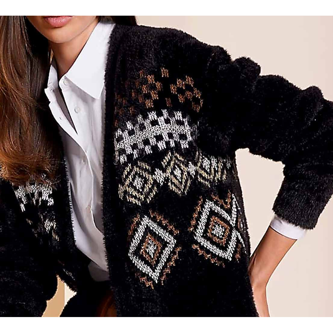 Designer-Kuschel-Strickjacke schwarz-bunt