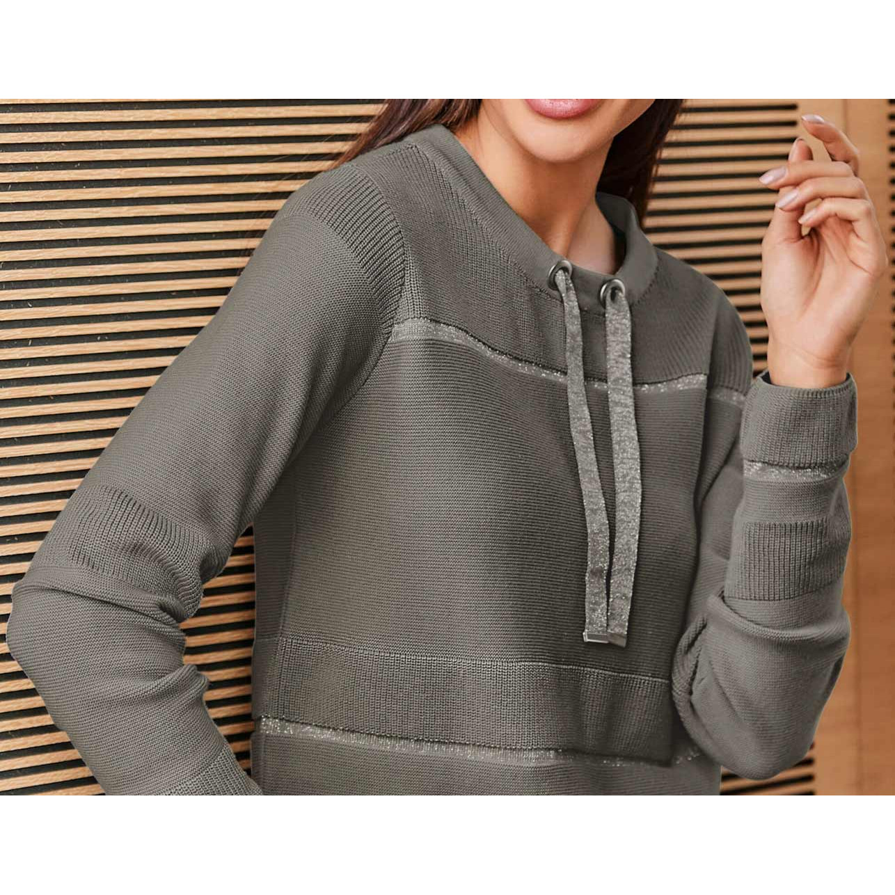 Designer-Pullover m. Glitzerdetails grau