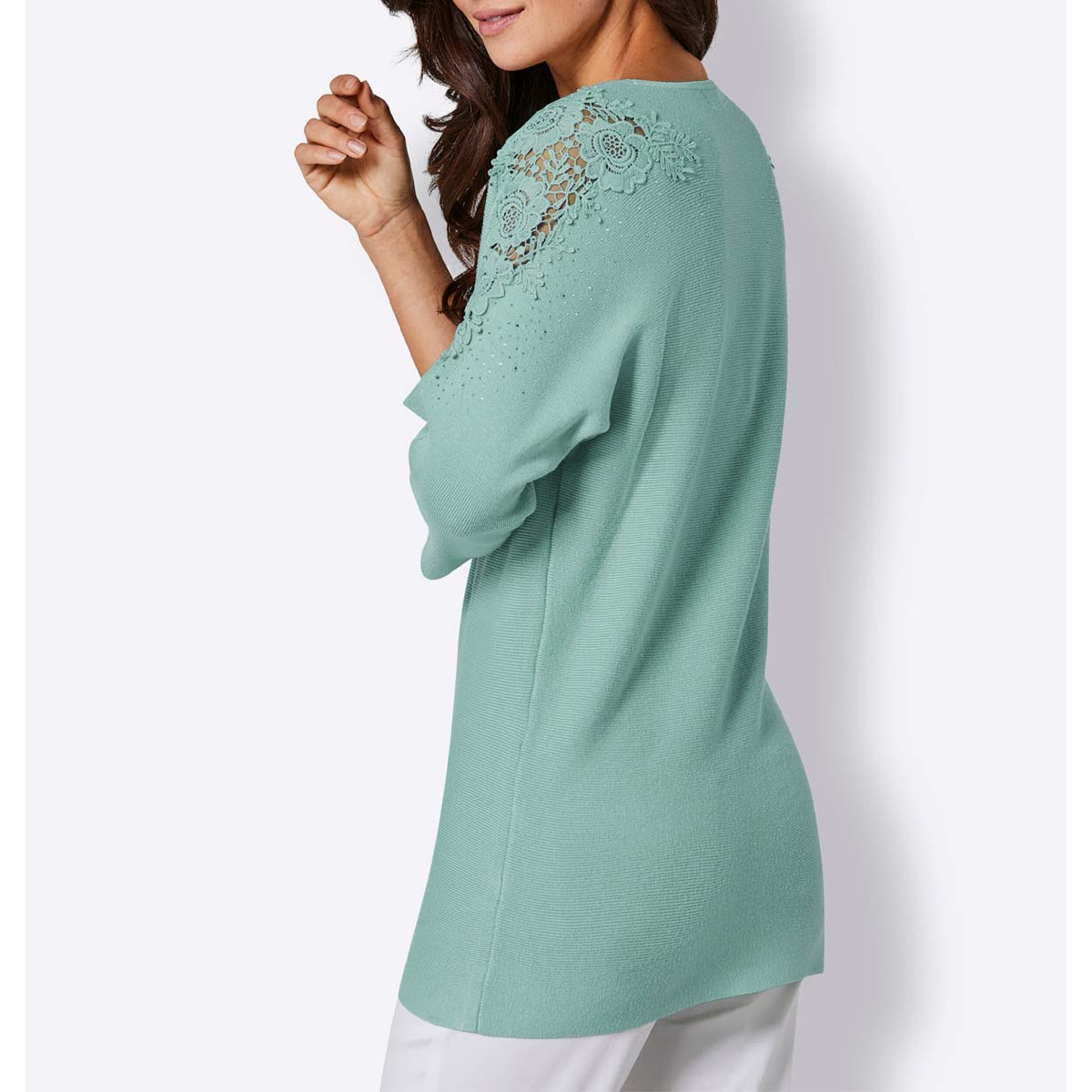 3/4-Ärmel-Pullover m.Spitzeneinsatz u.Ziersteinchen kalkmint