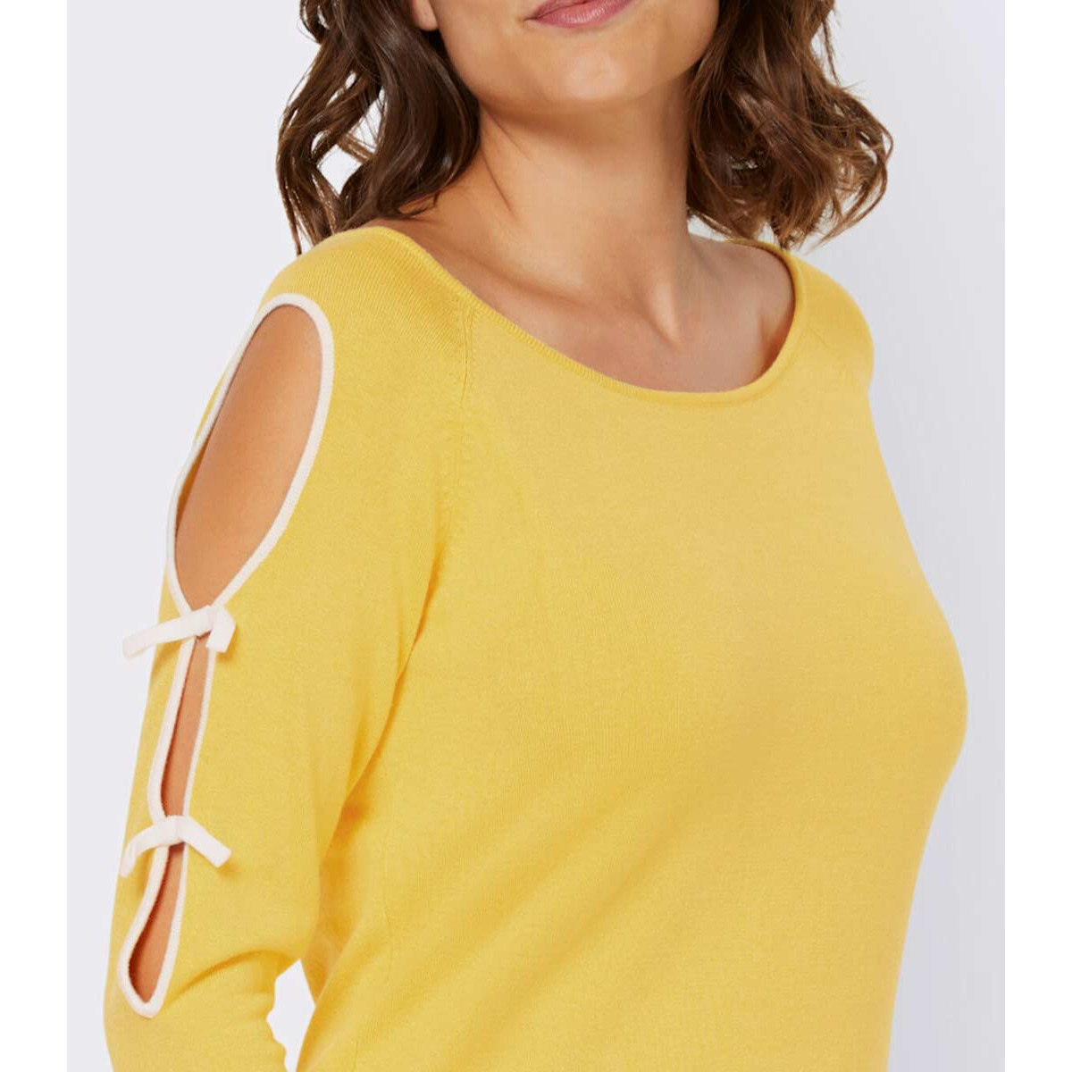 Designer-Pullover m. Cut-Outs gelb