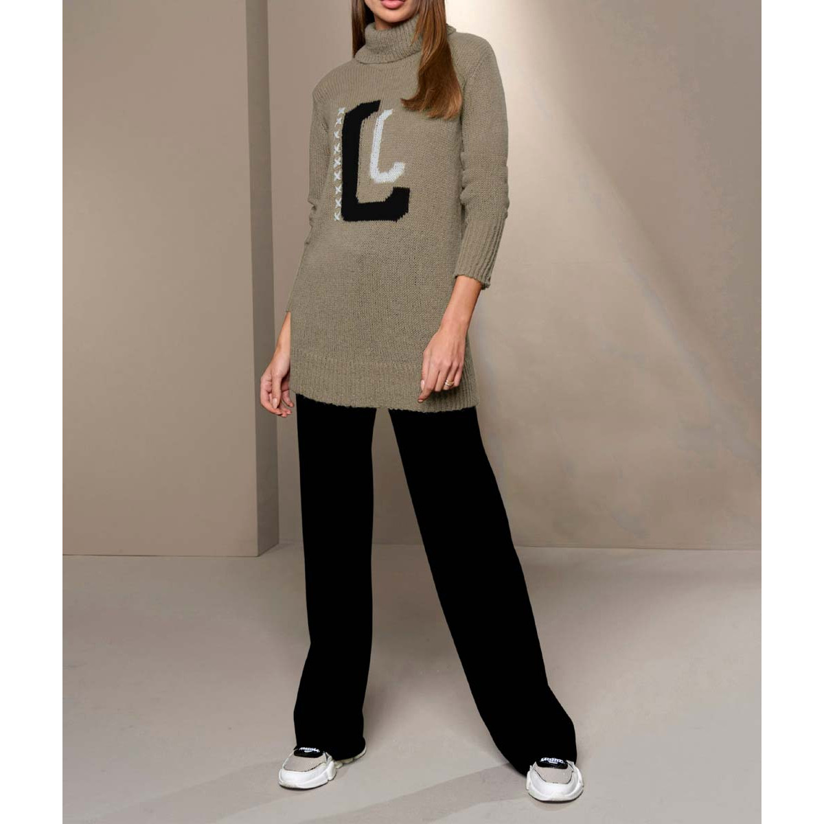 Designer-Rollkragenpullover m. Motiv taupe