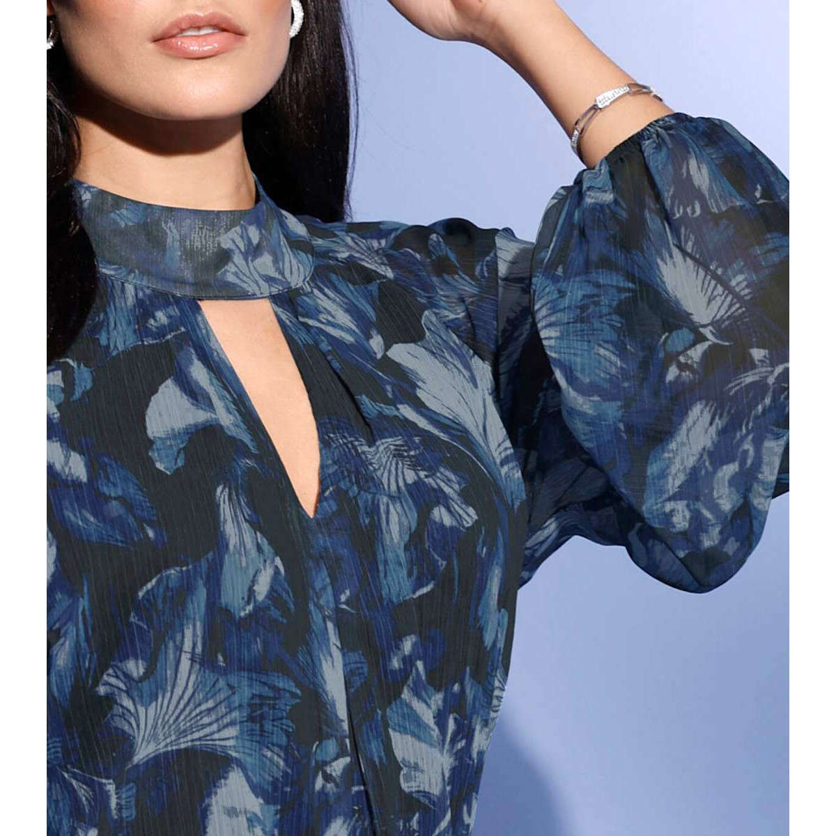 Chiffon-Druckbluse schwarz-royalblau
