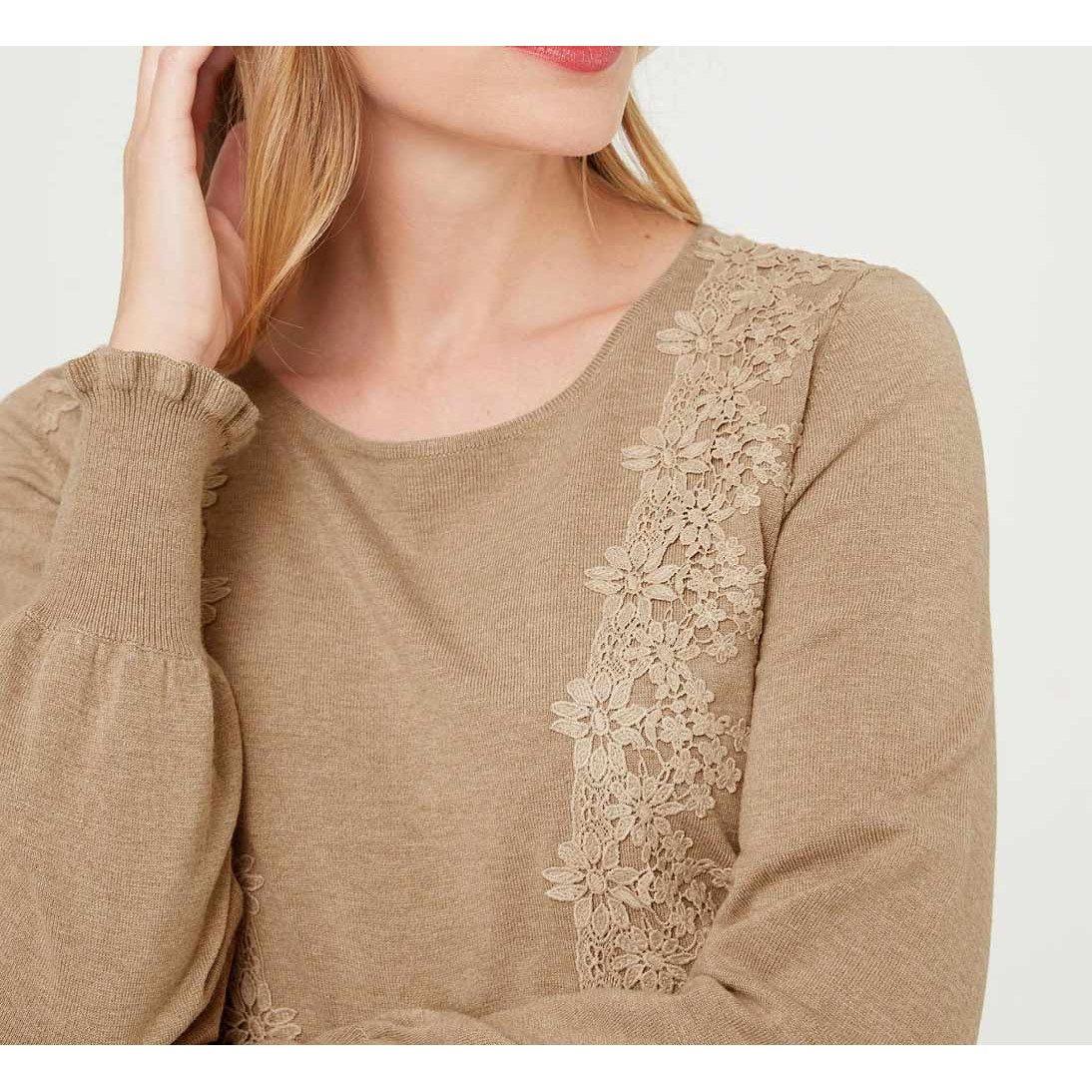 Designer-Pullover m. Spitze camel-melange