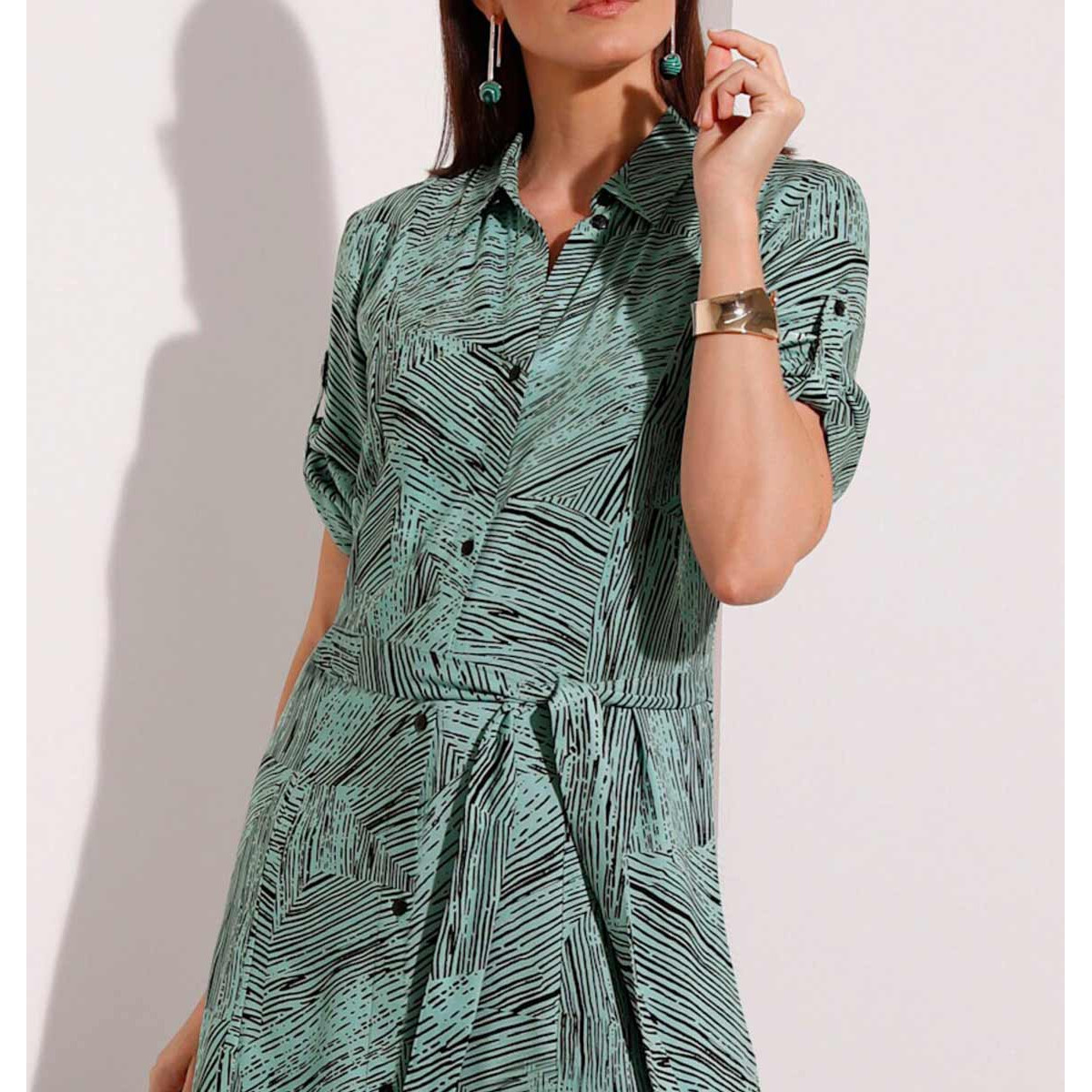 Druckkleid m. Krempelärmeln salbei-schwarz