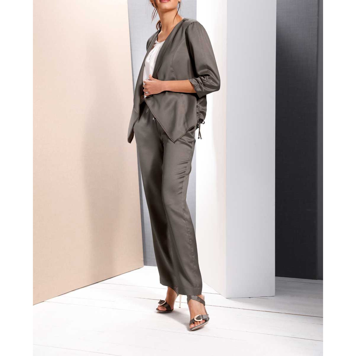 Blusenblazer m. Leinen taupe