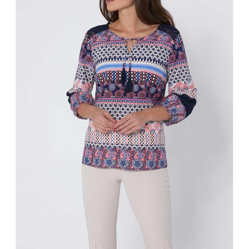Druckbluse m. Seide u. Spitze. marine-bunt