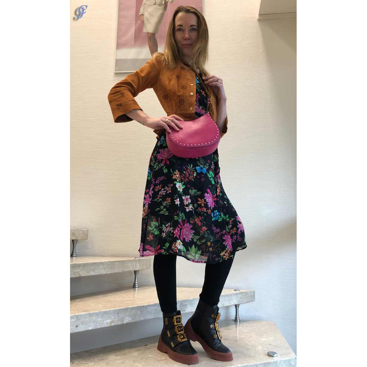 Designer-Lederjacke m. Cut-Outs cognac