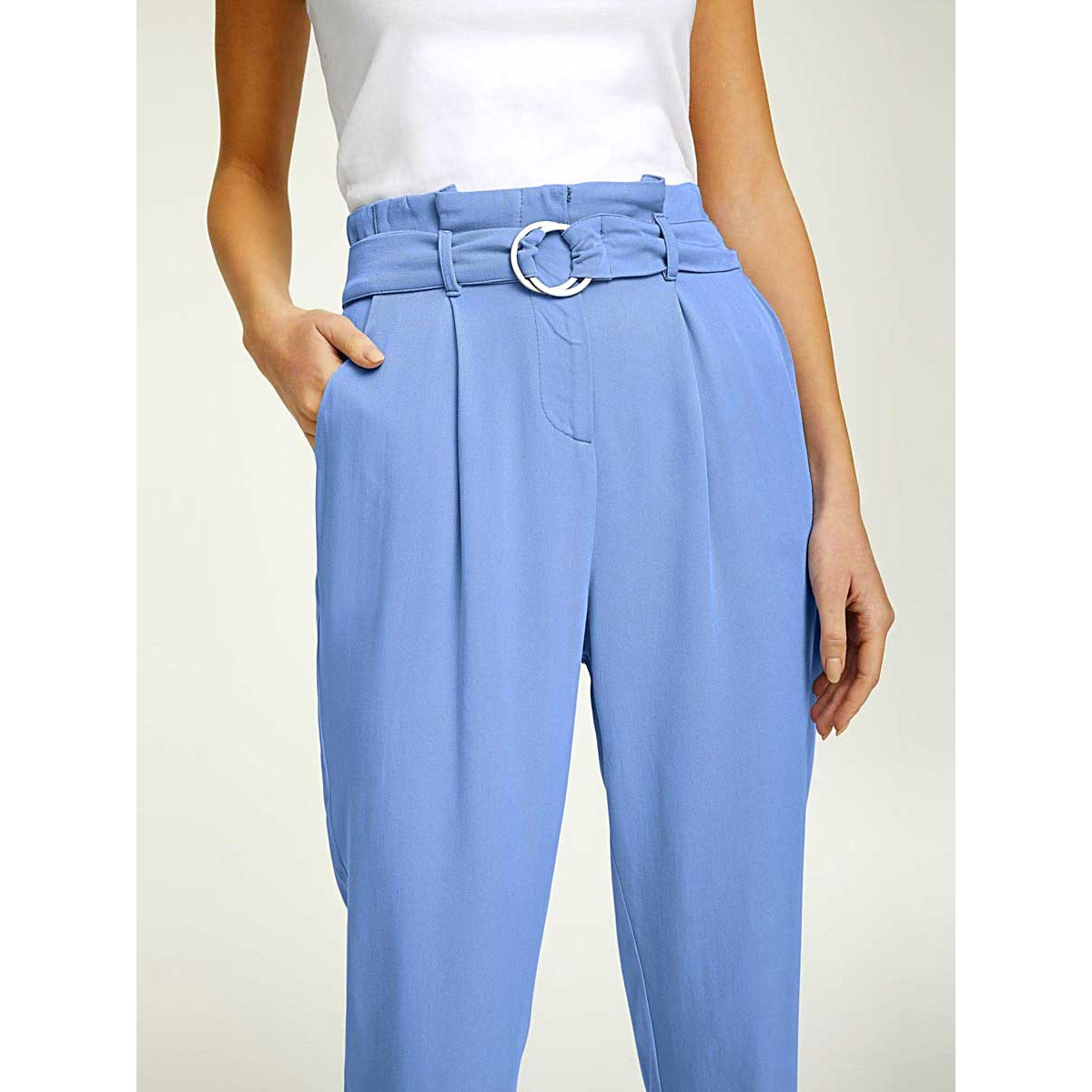 Designer-Hose m. Gürtel himmelblau