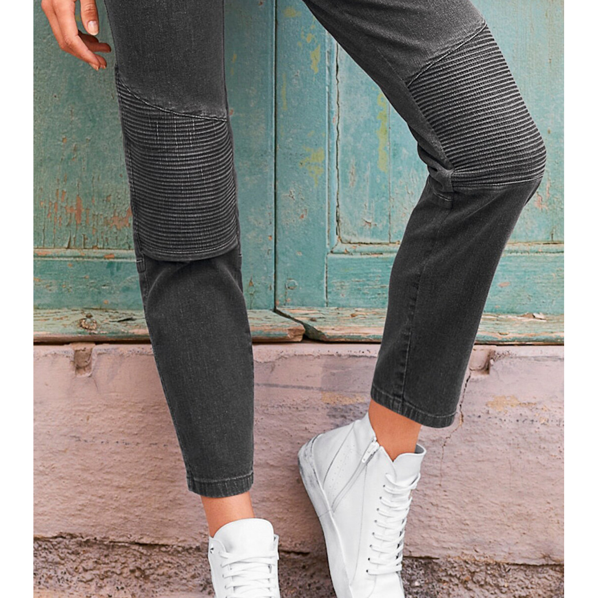 Jeans Im Biker-Style anthrazit-grey-denim